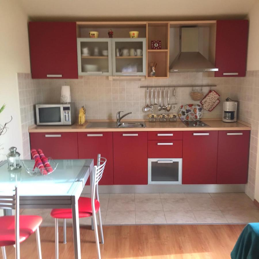Apartmani Katarina Bol Ngoại thất bức ảnh