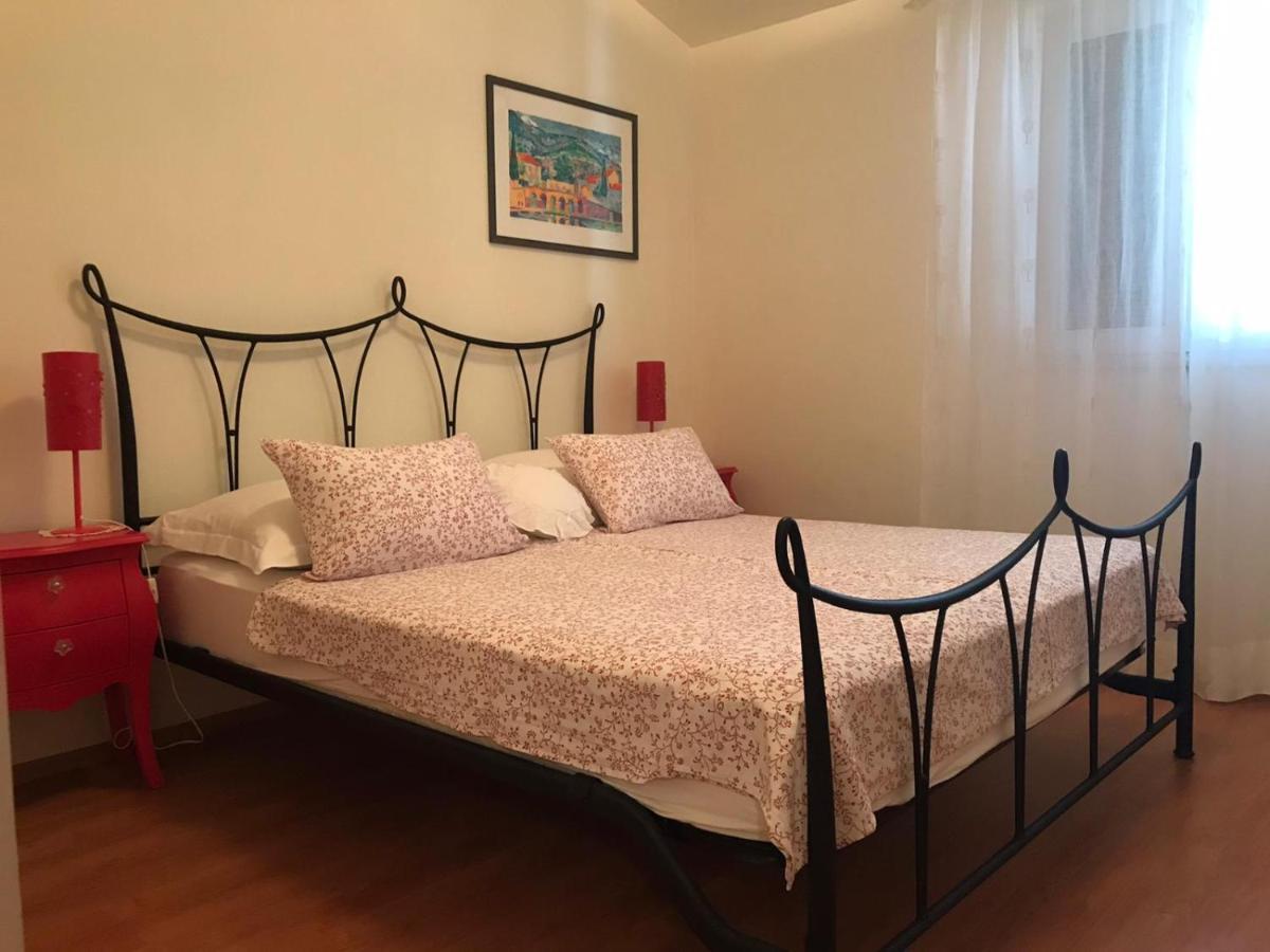 Apartmani Katarina Bol Ngoại thất bức ảnh
