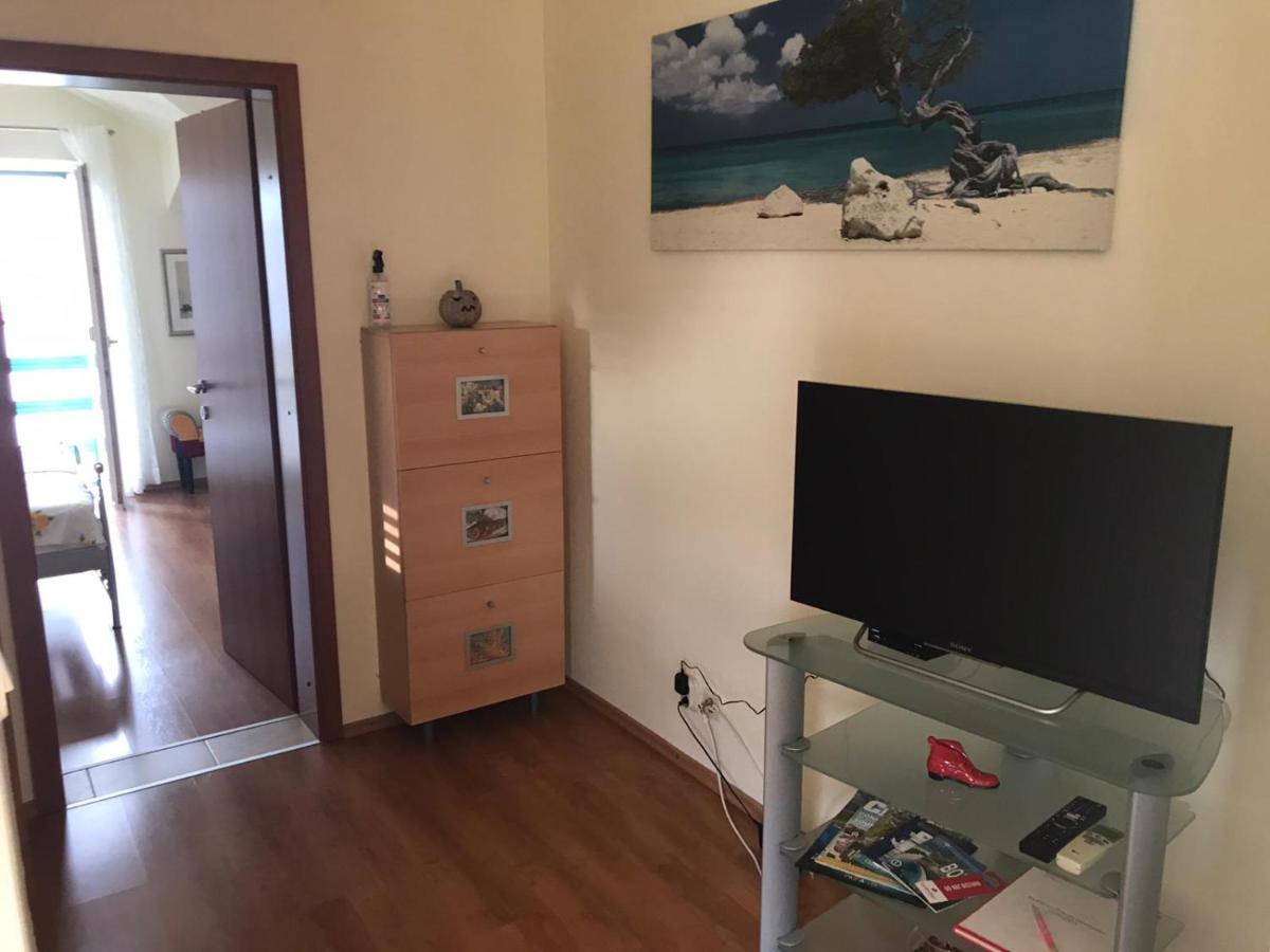 Apartmani Katarina Bol Ngoại thất bức ảnh