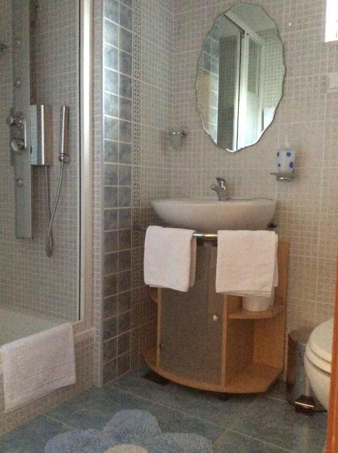 Apartmani Katarina Bol Ngoại thất bức ảnh