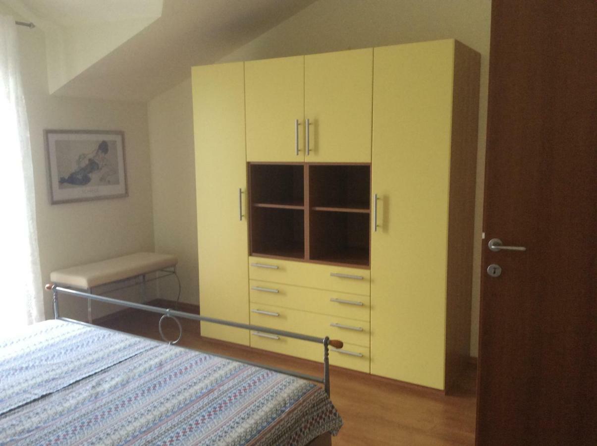 Apartmani Katarina Bol Ngoại thất bức ảnh