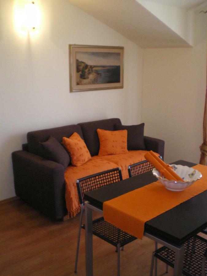 Apartmani Katarina Bol Ngoại thất bức ảnh